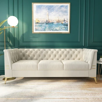 82,67-дюймовый секционный диван Chesterfield с бархатной обивкой, 3-местный диван с расклешенными подлокотниками и золотистыми металлическими ножками для гостиной