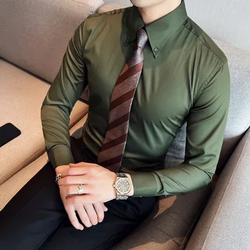 Мужская однотонная деловая повседневная рубашка с широким вырезом и длинными рукавами.