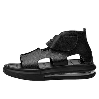 Мужские летние сандалии Дышащие Уличные Пляжные сандалии Кожаная мужская обувь Роскошный дизайн Подиумная мода Воздушные тапочки с толстым дном