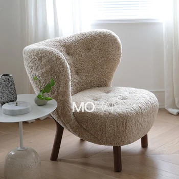 простой стул из массива дерева из шерсти ягненка дизайнерский одноместный диван-кресло для гостиной из орехового дерева